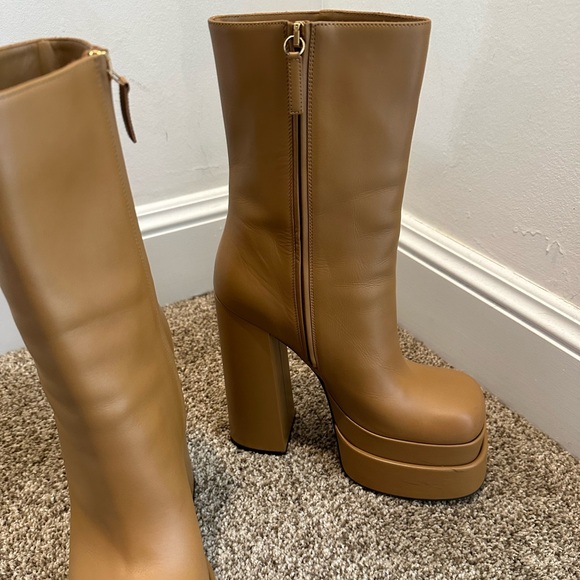 Versace Aevitas Boots in Tan - Picture 6 of 8